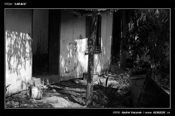 Fotografia: "Saracie" - Setul: "Portrete cu, din si pentru suflet", din Bucuresti / Bucharest, Romania / Roumanie, cu aparat Konica Minolta Dynax 5D, data 2005-08-12 KERUCOV .ro © 1997 - 2008 || Andrei Vocurek