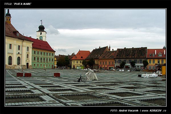 Fotografia: "Piata Mare" - Setul: "Orasul Sibiu - Printre picaturi", din Sibiu / Hermannstadt, Romania / Roumanie, cu aparat Fujifilm FinePix S5100, data 2005-09-21 KERUCOV .ro © 1997 - 2008 || Andrei Vocurek