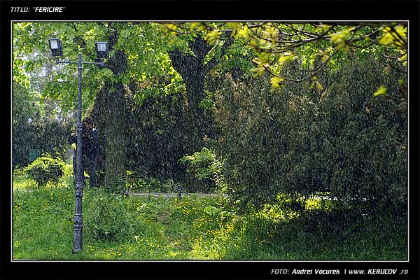 Fotografia: "Fericire" - Setul: "Portrete cu, din si pentru suflet", din Bucuresti / Bucharest, Romania / Roumanie, cu aparat Konica Minolta Dynax 5D, data 2006-04-22 KERUCOV .ro © 1997 - 2008 || Andrei Vocurek