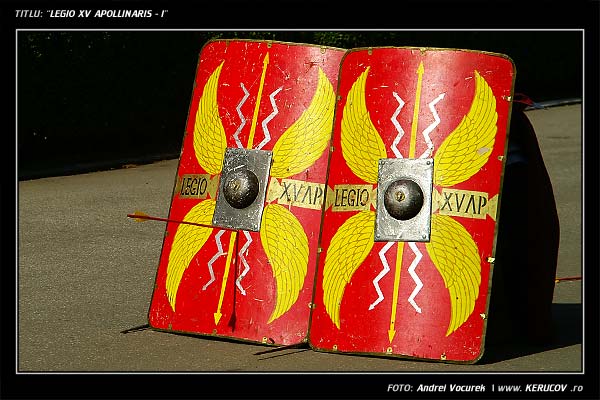 Fotografia: "Legio XV Apollinaris - I" - Setul: "Printre oameni ca noi", din Bucuresti / Bucharest, Romania / Roumanie, cu aparat Konica Minolta Dynax 5D, data 2006-10-14 KERUCOV .ro © 1997 - 2008 || Andrei Vocurek