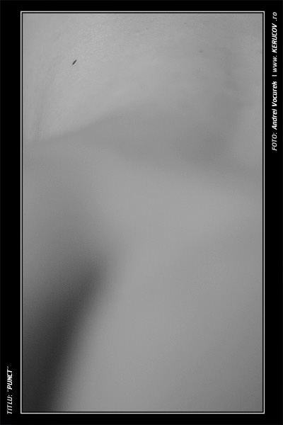 Fotografia: "Punct" - Setul: "Portrete cu, din si pentru suflet", din Bucuresti / Bucharest, Romania / Roumanie, cu aparat Konica Minolta Dynax 5D, data 2006-11-14 KERUCOV .ro © 1997 - 2008 || Andrei Vocurek