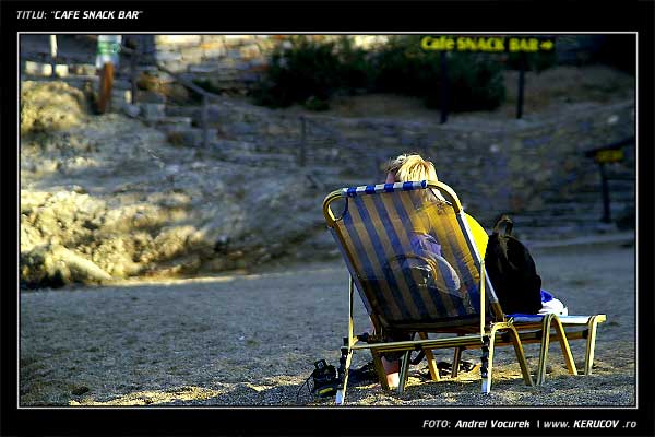 Fotografia: "Cafe Snack Bar" - Setul: "Printre oameni ca noi", din Vai Beach, Grecia, Insula Creta / Greece, Crete, cu aparat Konica Minolta Dynax 5D, data 2006-09-19 KERUCOV .ro © 1997 - 2008 || Andrei Vocurek
